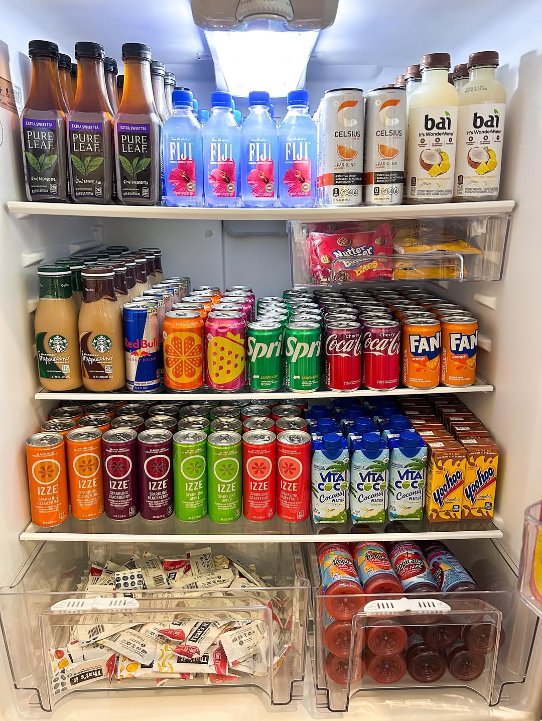 Come tour NINE31 and treat yourself to your fav drink! \ud83c\udf38\ud83c\udf3c\n\nEven better? Sign a lease for a 2\/2, 4\/4, or 5\/5 and get a signing bonus \ud83d\udcb8 for a limited time only \u23f1\ufe0f \n\n